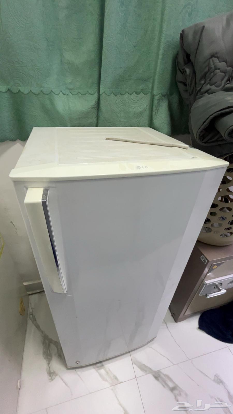ثلاجه من شركه LG للبيع كبيره طويله64460926264195112