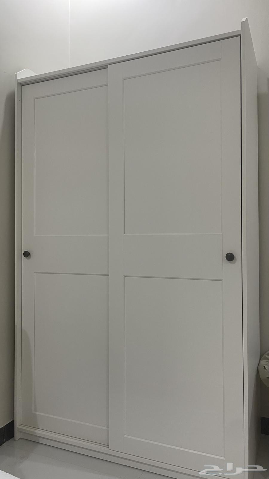 دولاب من أيكيا64460106242305110