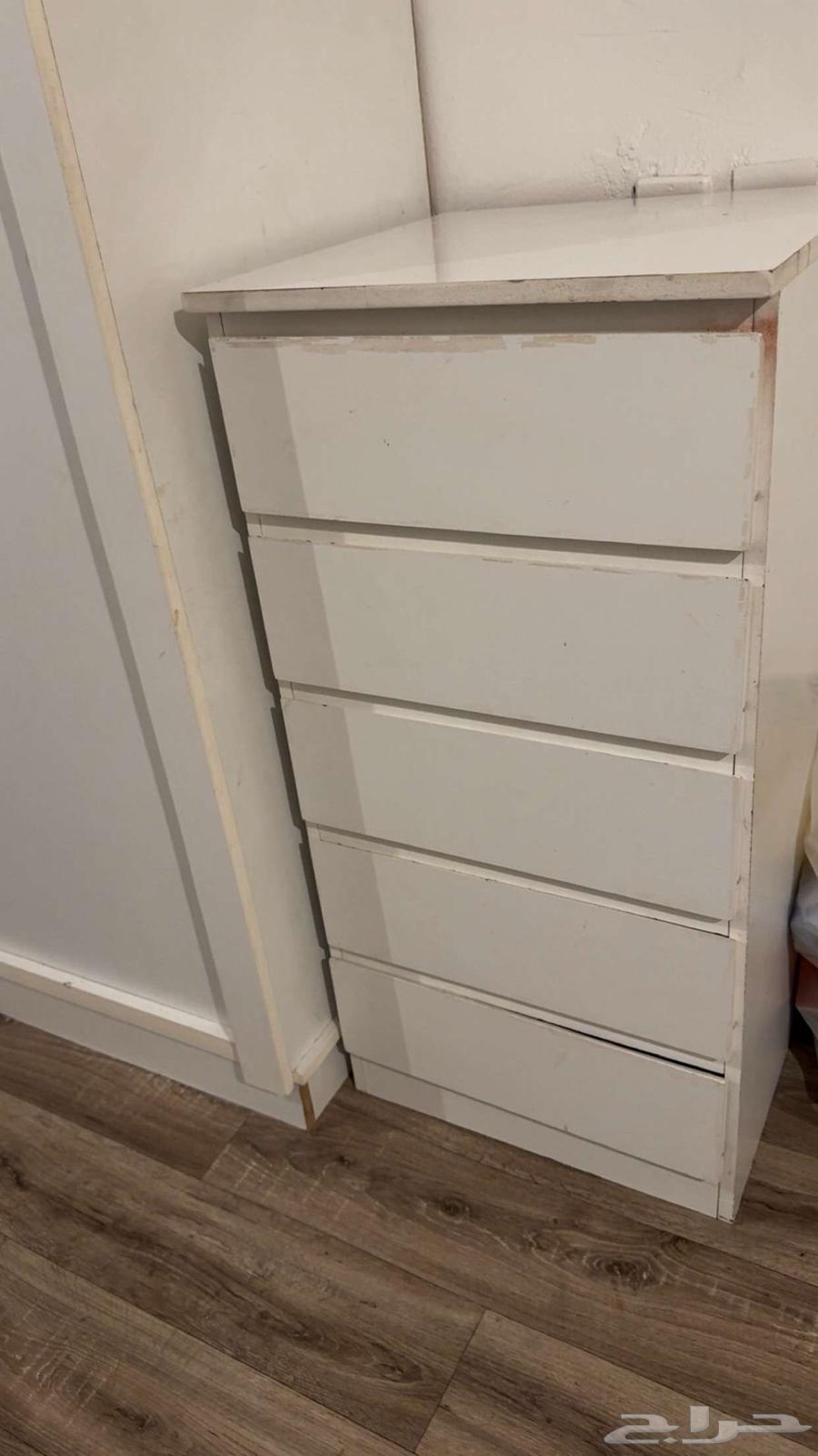 للبيع تسريحه ودولاب اغراض64459558518785110