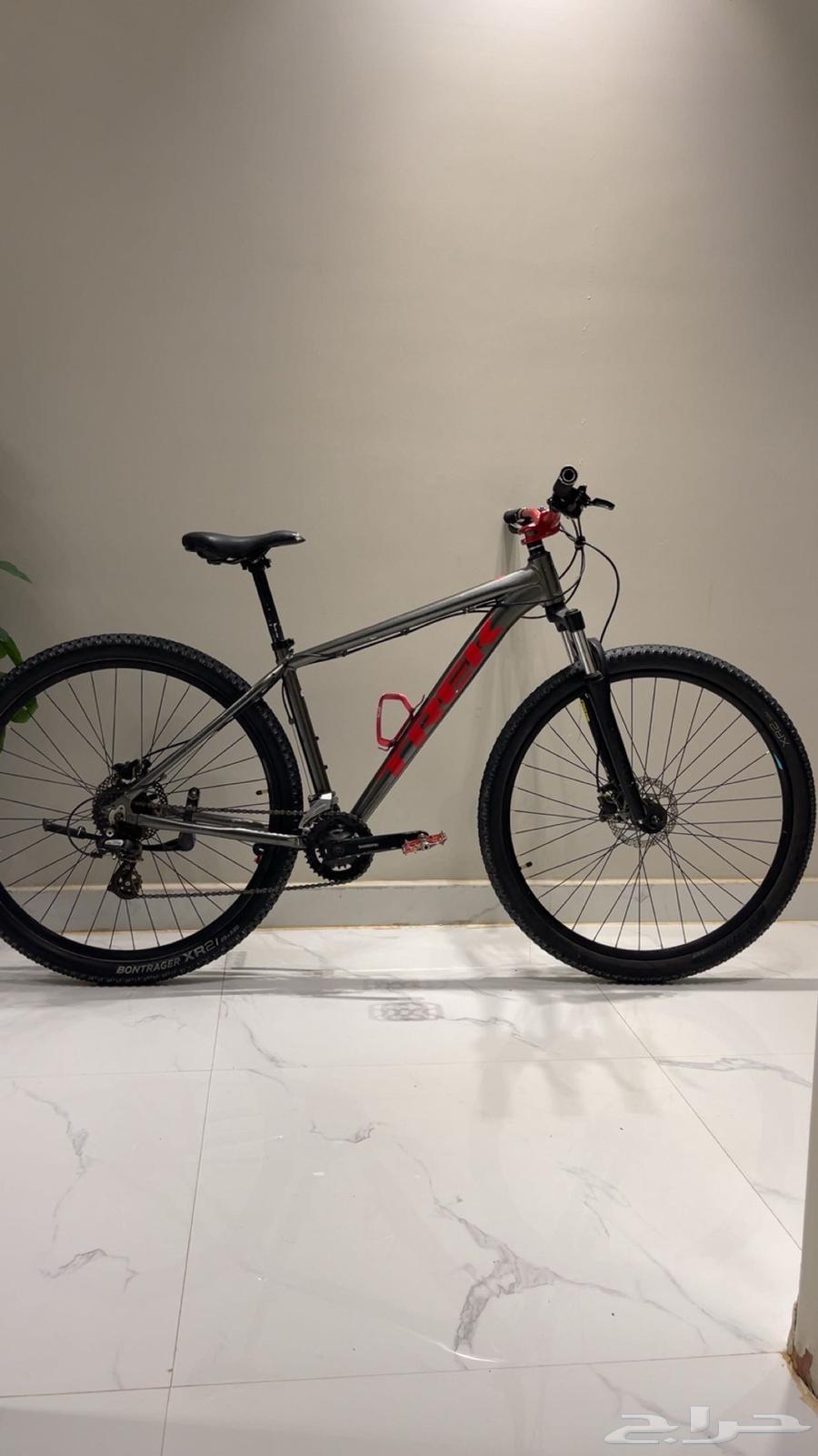 للبيع دراجه جبليه ترك مارلين 4 لون مميز الطول من 170 الى 18564457624328706112