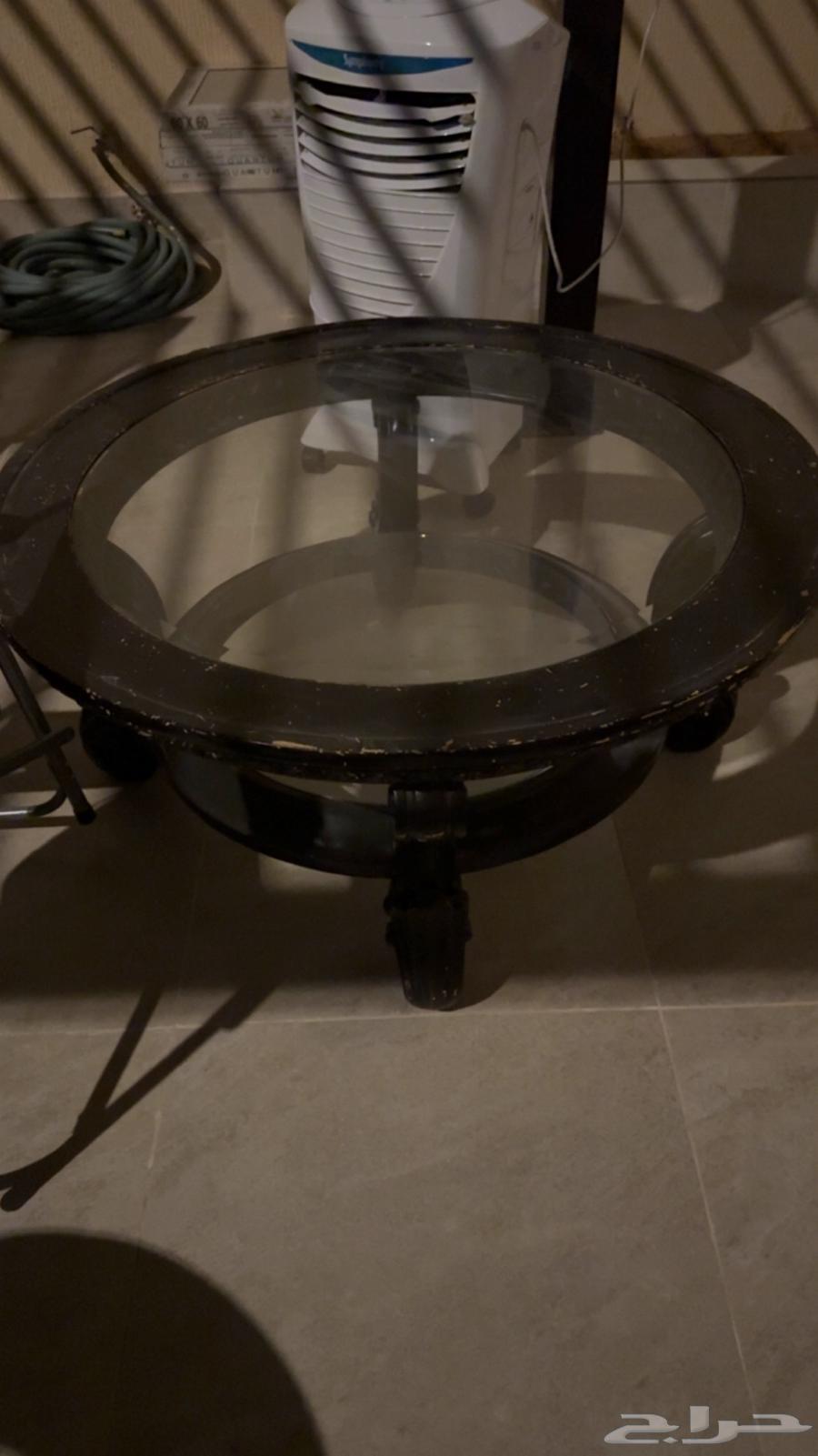 A large table with a set of two small ones, price 200 riyals64462841824643110