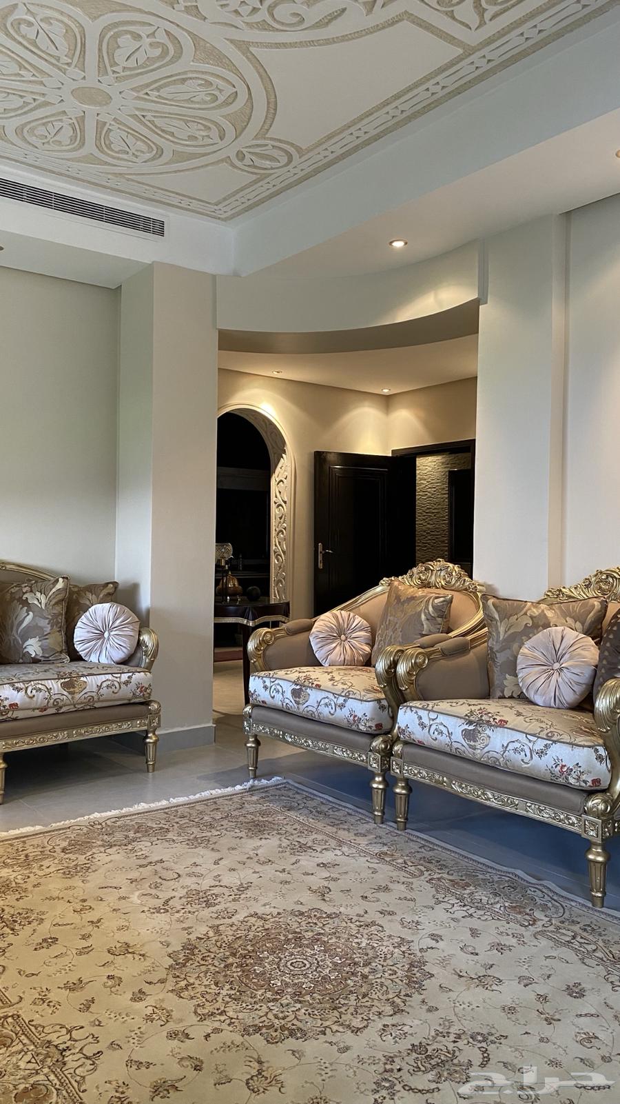 Al-Mutlaq Sofa64460571091073110