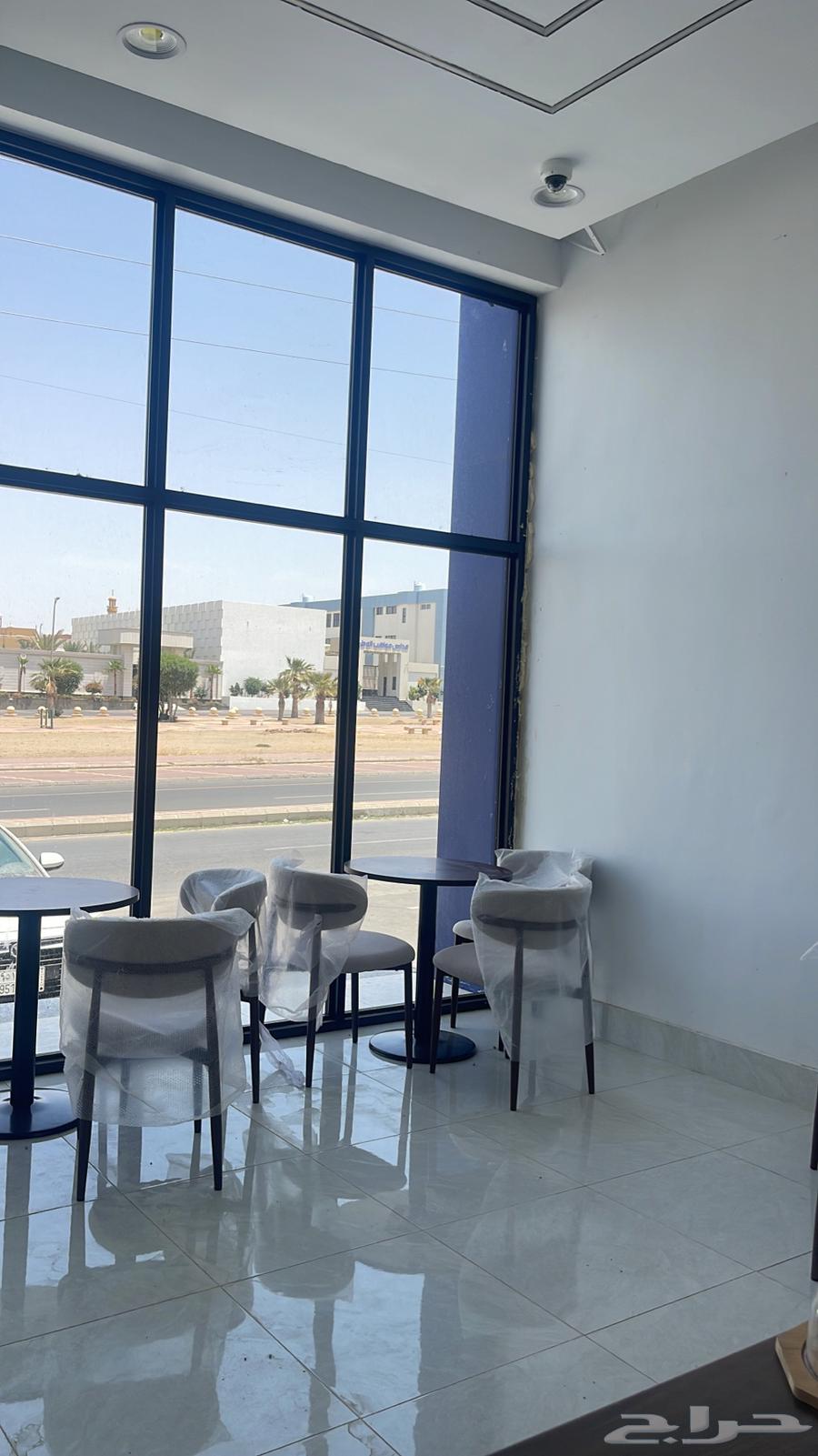 Coffee Chairs and Tables64463305703937110