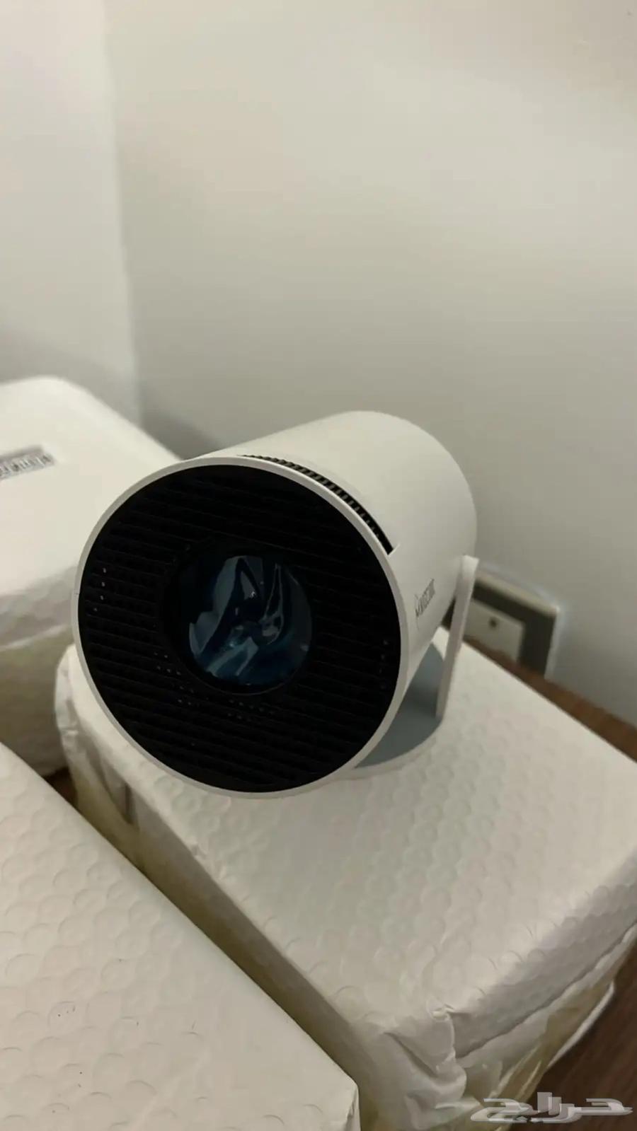 4K High-Definition Projector64460051356163110