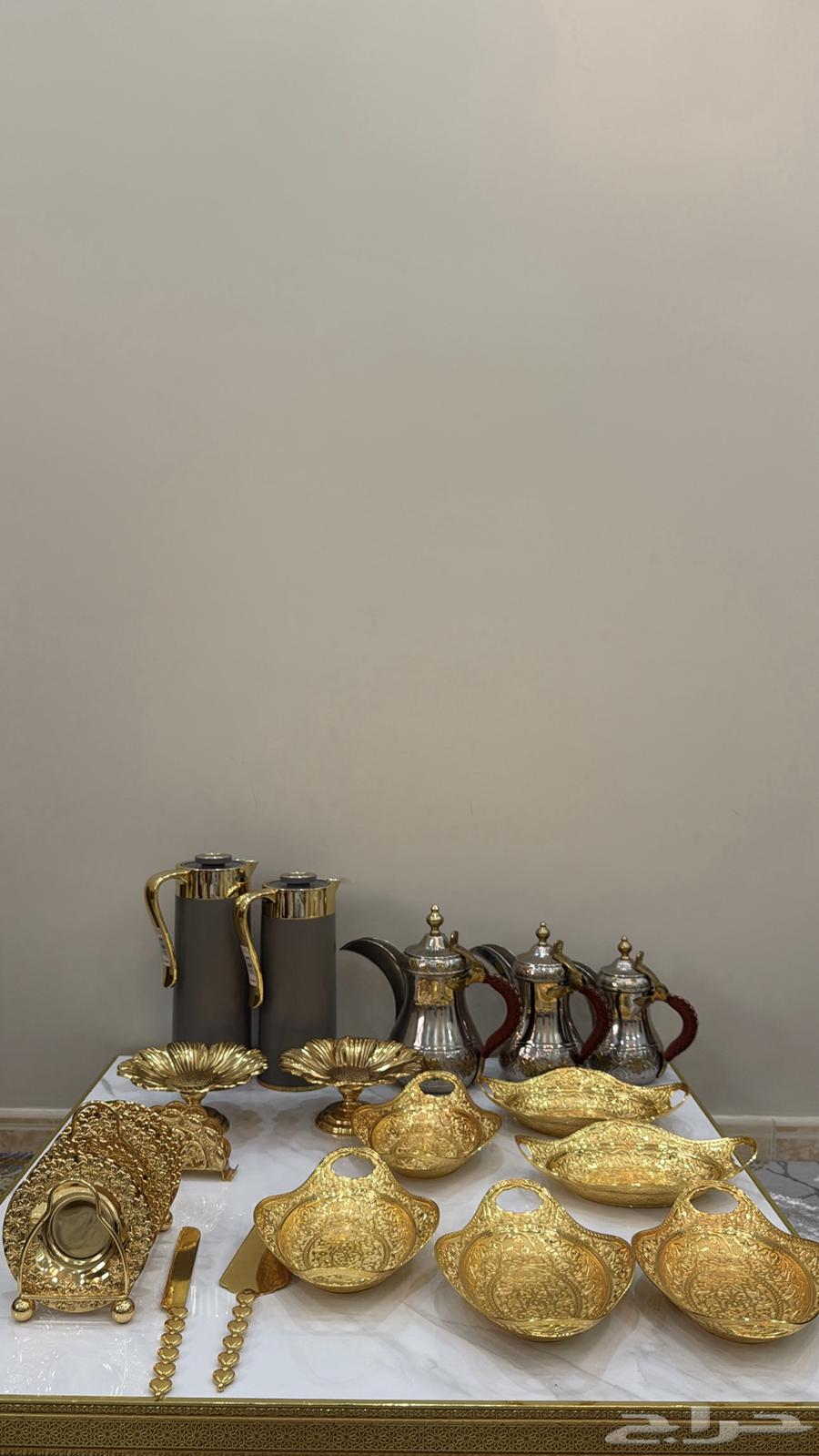 اواني ذهبية64461104076162111