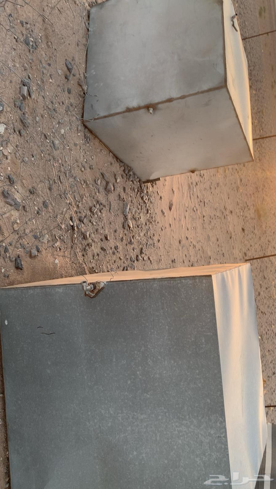 Three used faucets64463696621058110