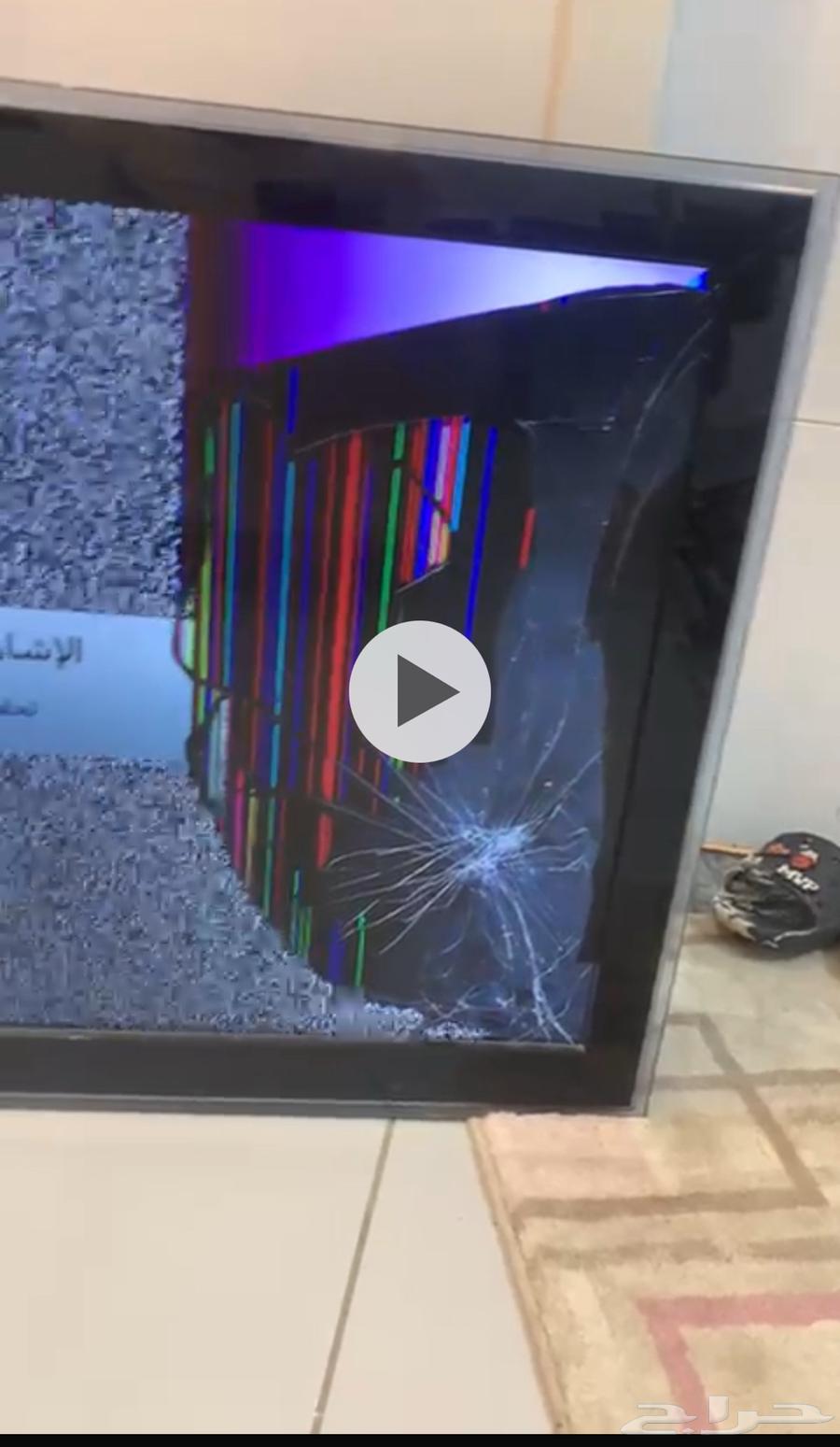 شاشتين 65 بوصه وشاشه 60بوصه كسر في الشاشات للبيع64458438120963111