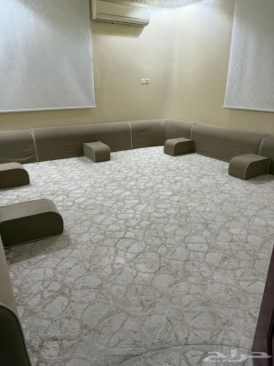 Clean majlis and sitting area with minimal use64463156052995110