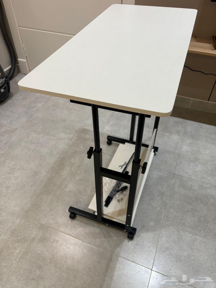 طاولة بيضاء للبيع64460475962115111