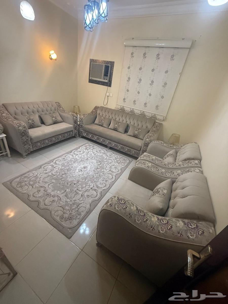 Sofa and guest table64462992488193112