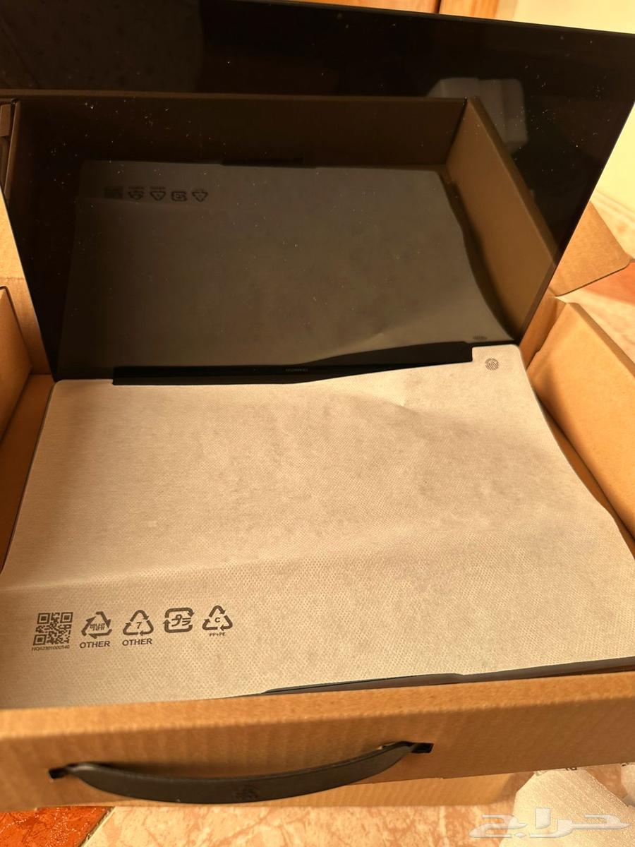 Huawei matbook لابتوب جديد64461471779330111