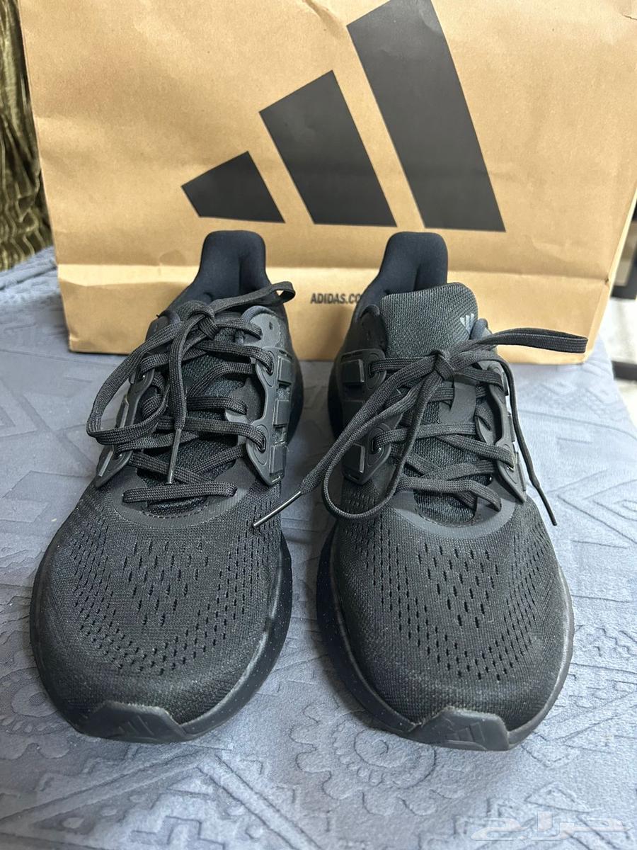 حذاء أديداس Pureboost 23 أصلي (مقاس 42 2 3   US 9)64458088011906112