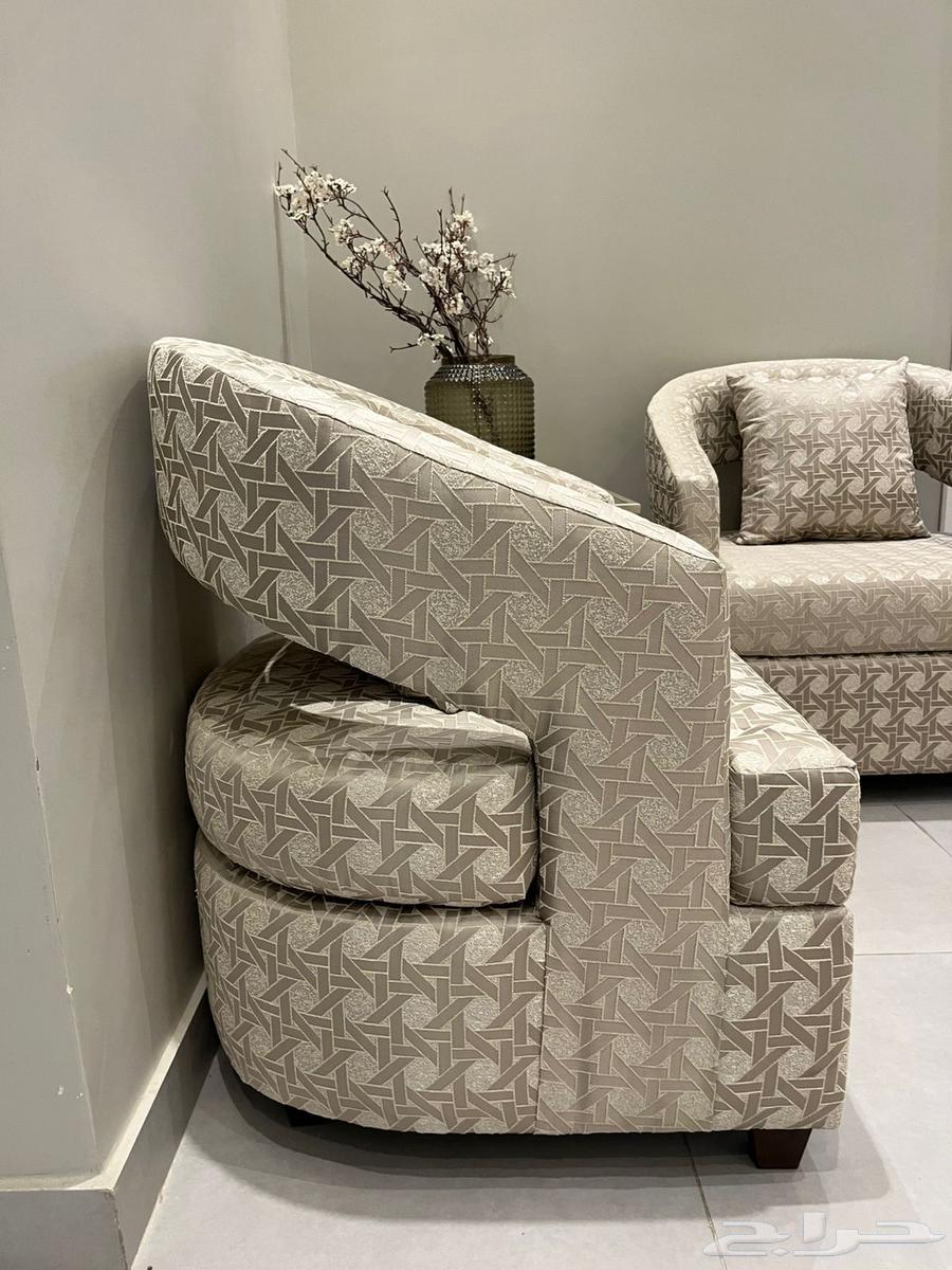 كنبتين جديدة للبيع64462266876033111