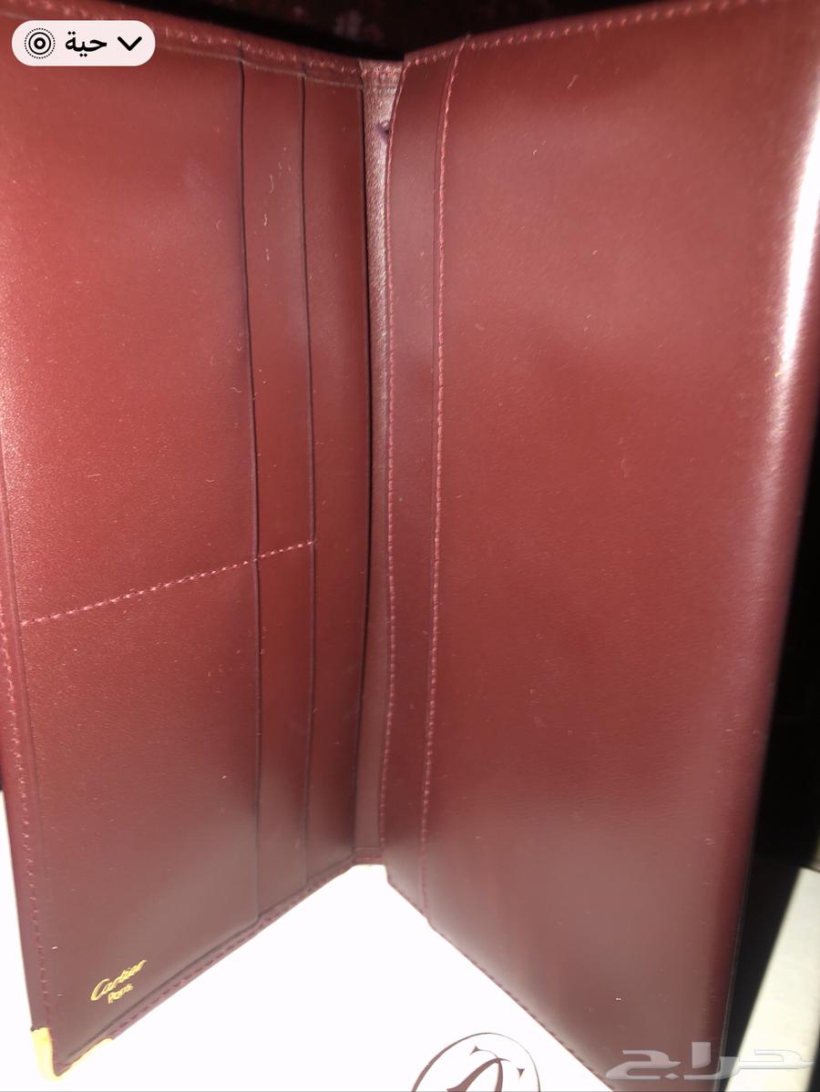 Cartier wallet, like new64460584593923110