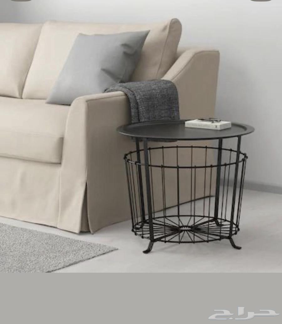 Round table with storage64463586616065112