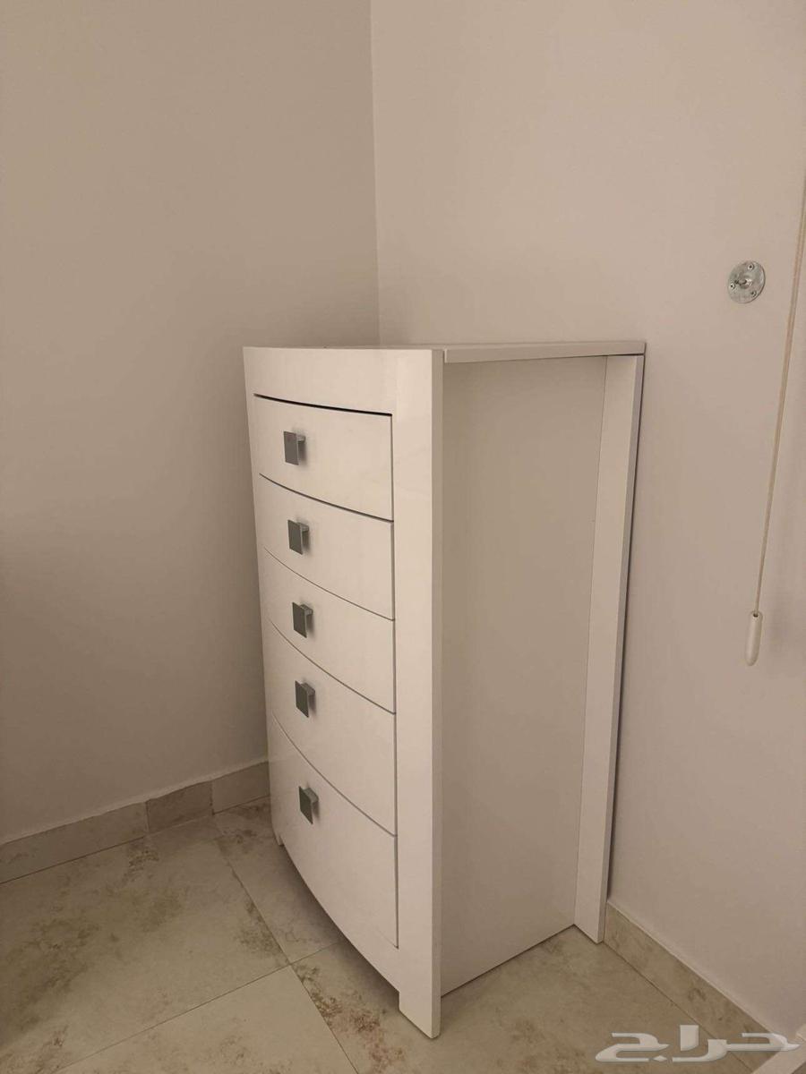 تسريحة وشوفنيرة بحالة جدا ممتازة وجودة عالية جدا64459229399170114