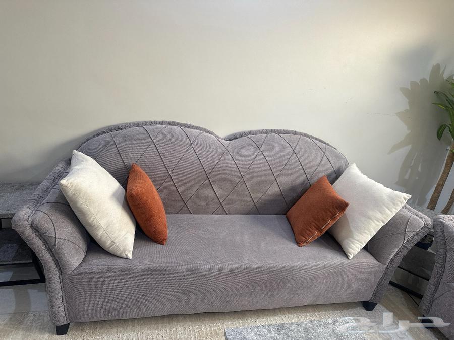 ثلاث قطع كبيره وثنين قطع فرديه وقطعه زايده64459499103106112