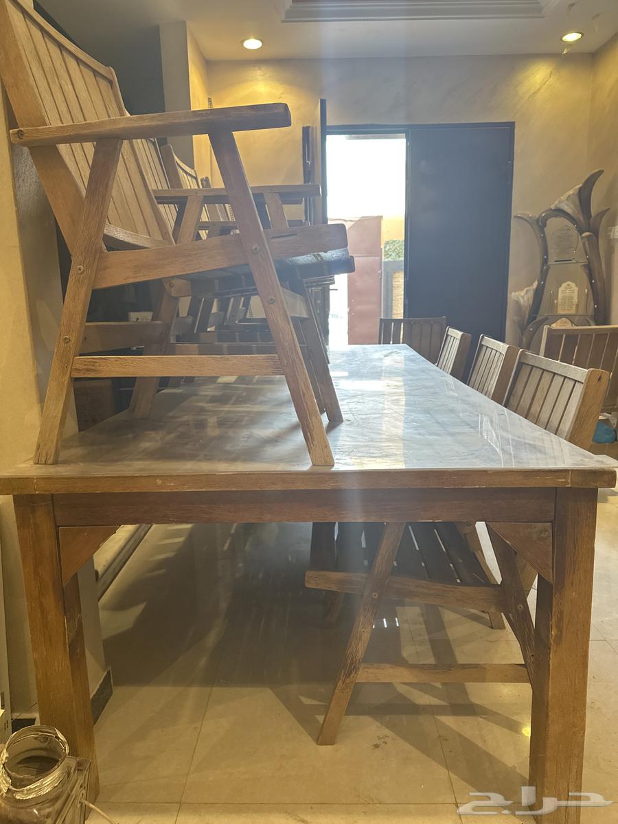 طاولة طعام خشبية كبيرة64460557812739113