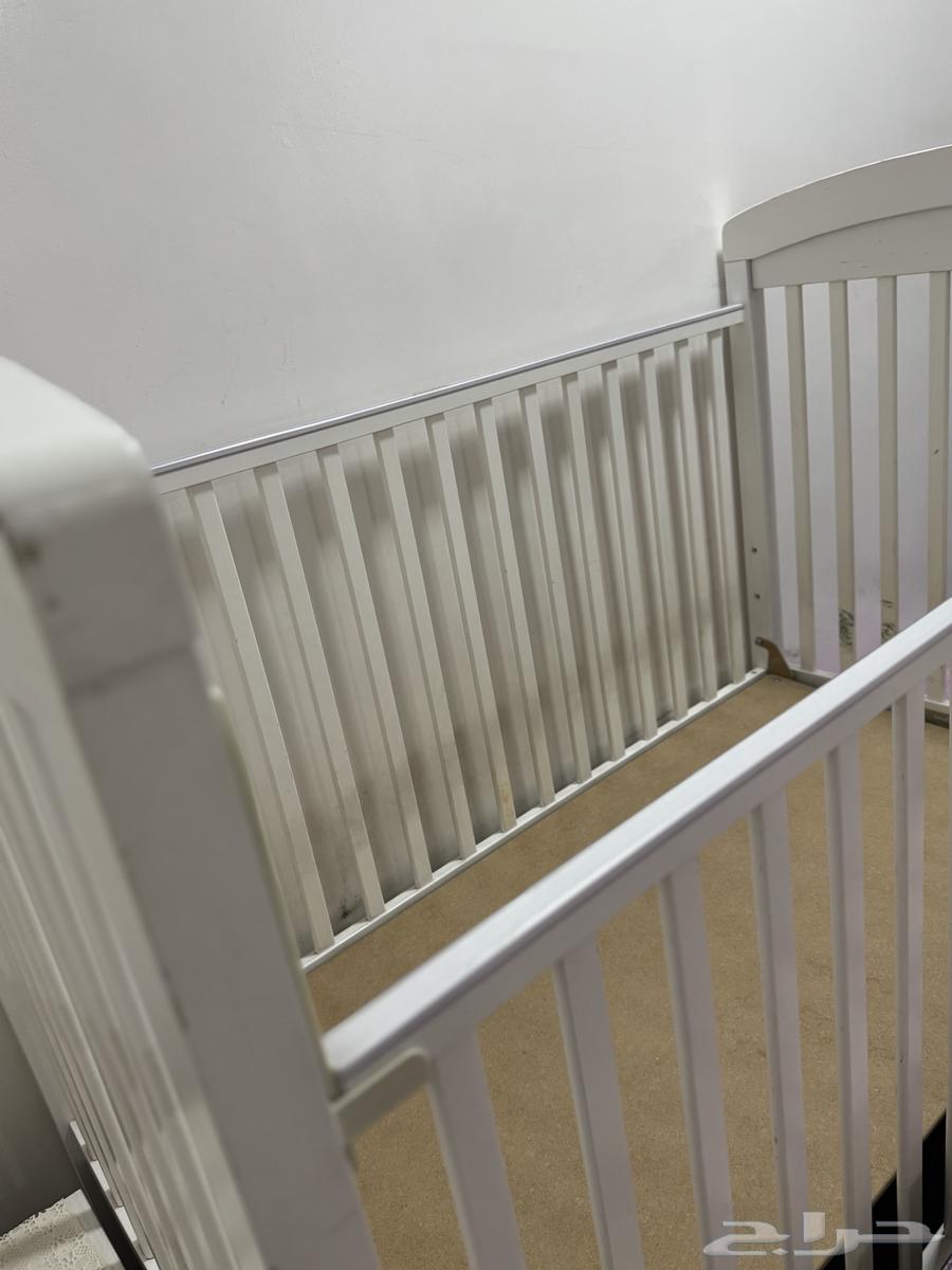 سرير أطفال للبيع64457854466818110