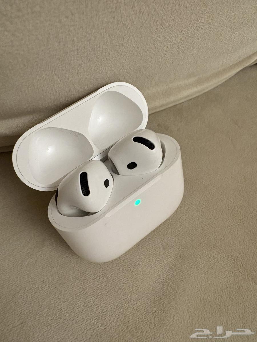 Fourth-generation AirPods with noise isolation64457991739523111