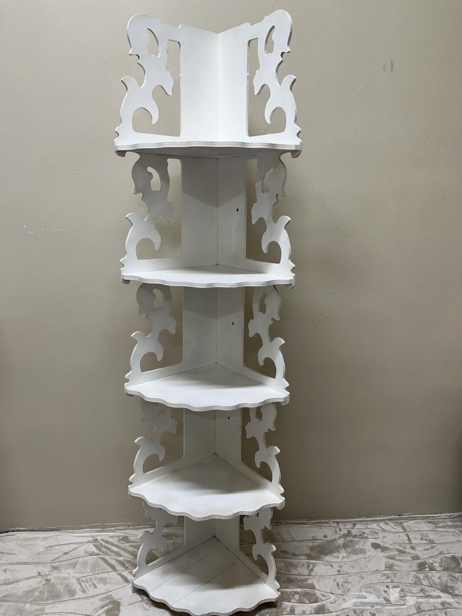 رفوف خشبيه ابيض نظيييفه64459274988161111