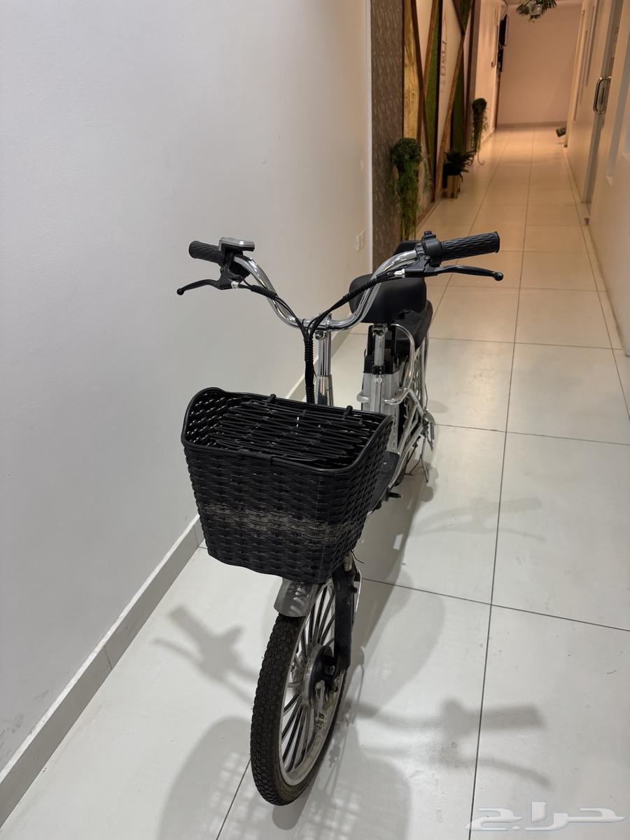 Two scooters for sale, used only during Hajj days64463682732162111