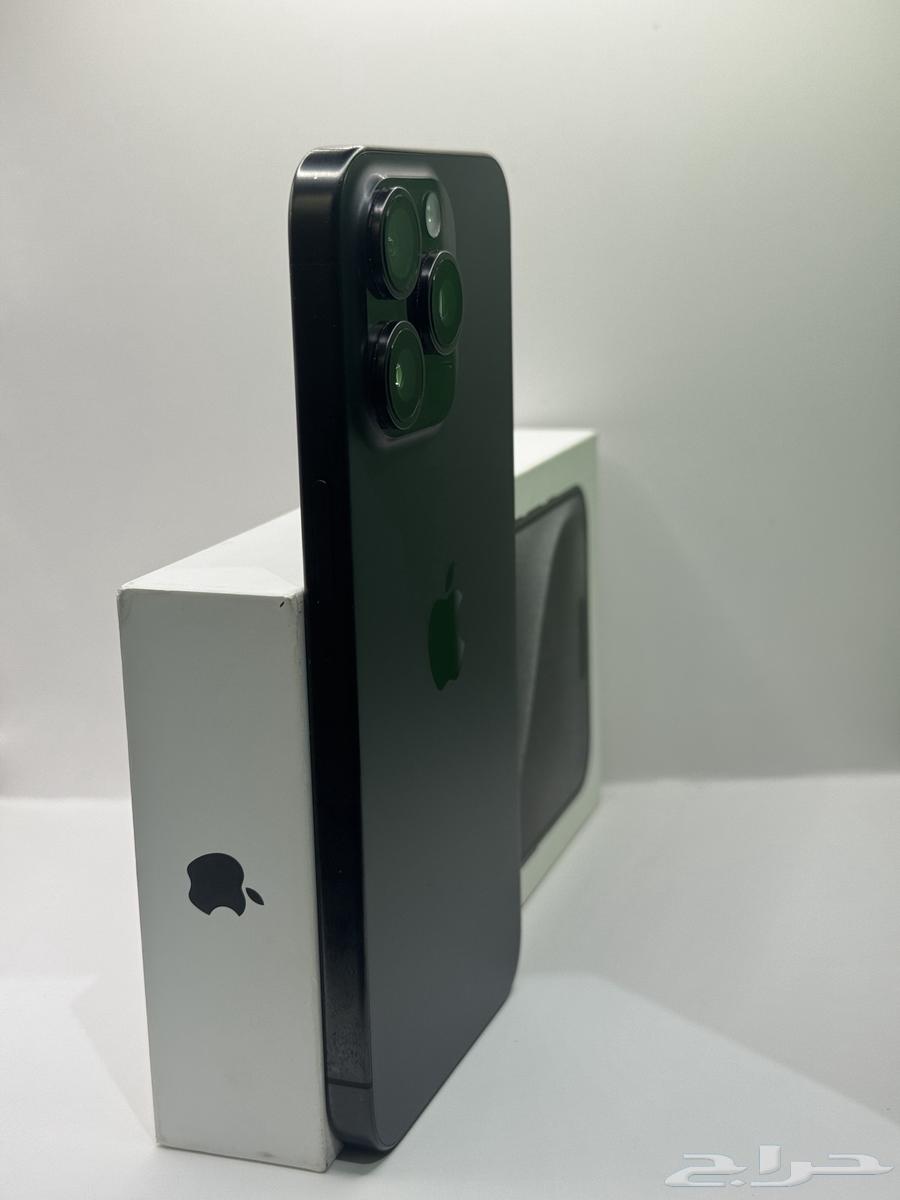 Masha Allah, the phone is 15 Pro Max black, clean, 25664462049143937114