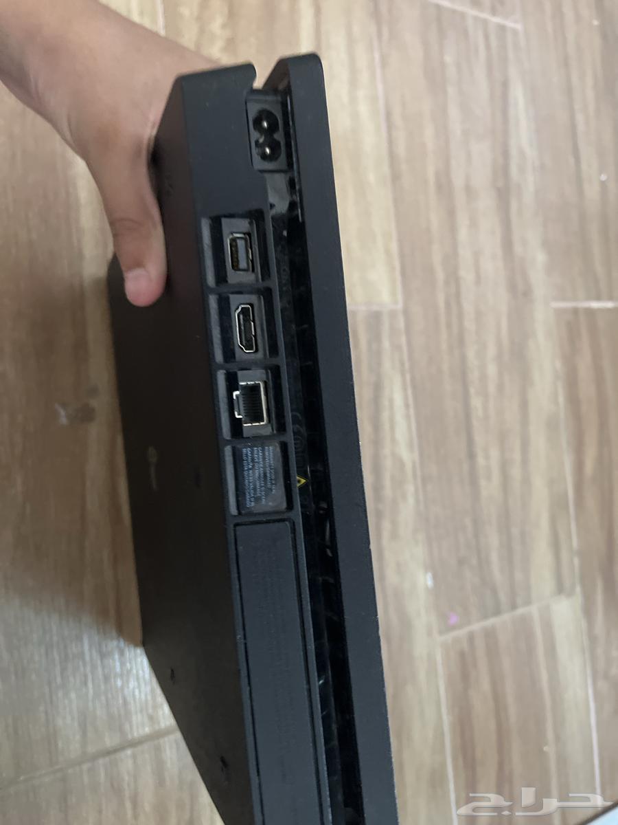 سوني 4 للبيع بحالة جيده64459744793857113