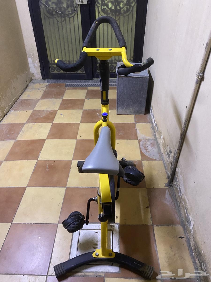 Yellow exercise bike with exercise speed strength gauge64462678926849112