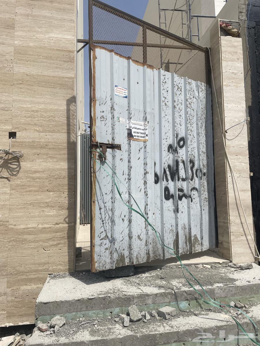 باب حديد مؤقت64460707553154111