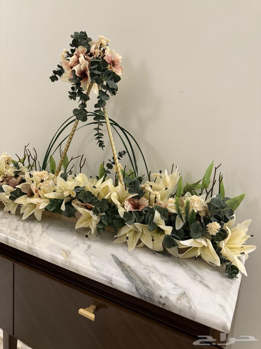 تنسيق ورد جاهز طاولات وستاند ورد64463586495747112