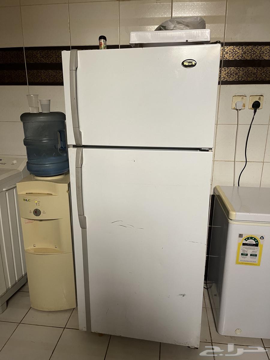 للبيع مطبخ وكنب وغرفةنووم64445513253890112