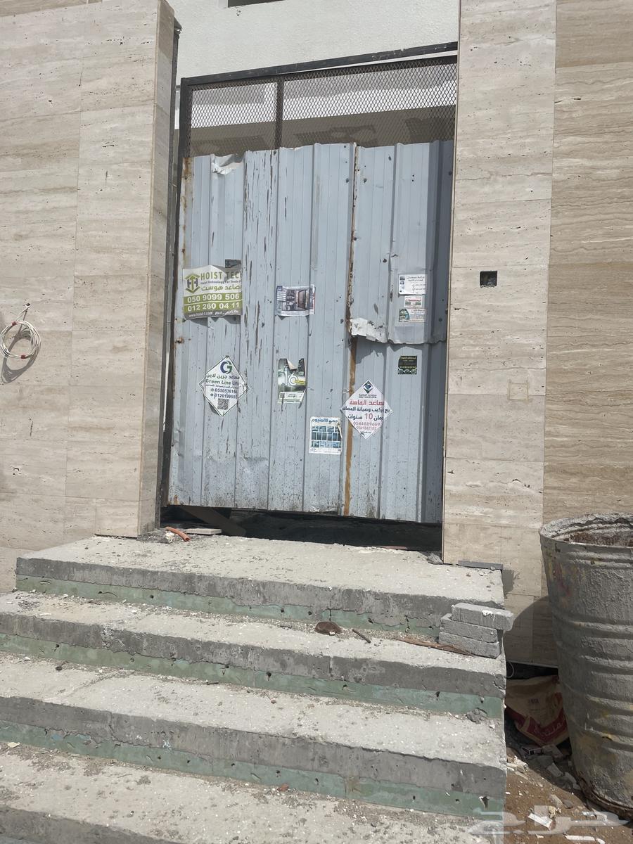 باب حديد مؤقت64460707553154110