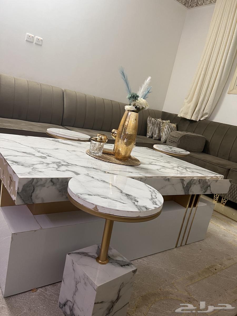 طاولة للبيع 3خدمة نفس ماهي موضحه في الصور64463196995586111