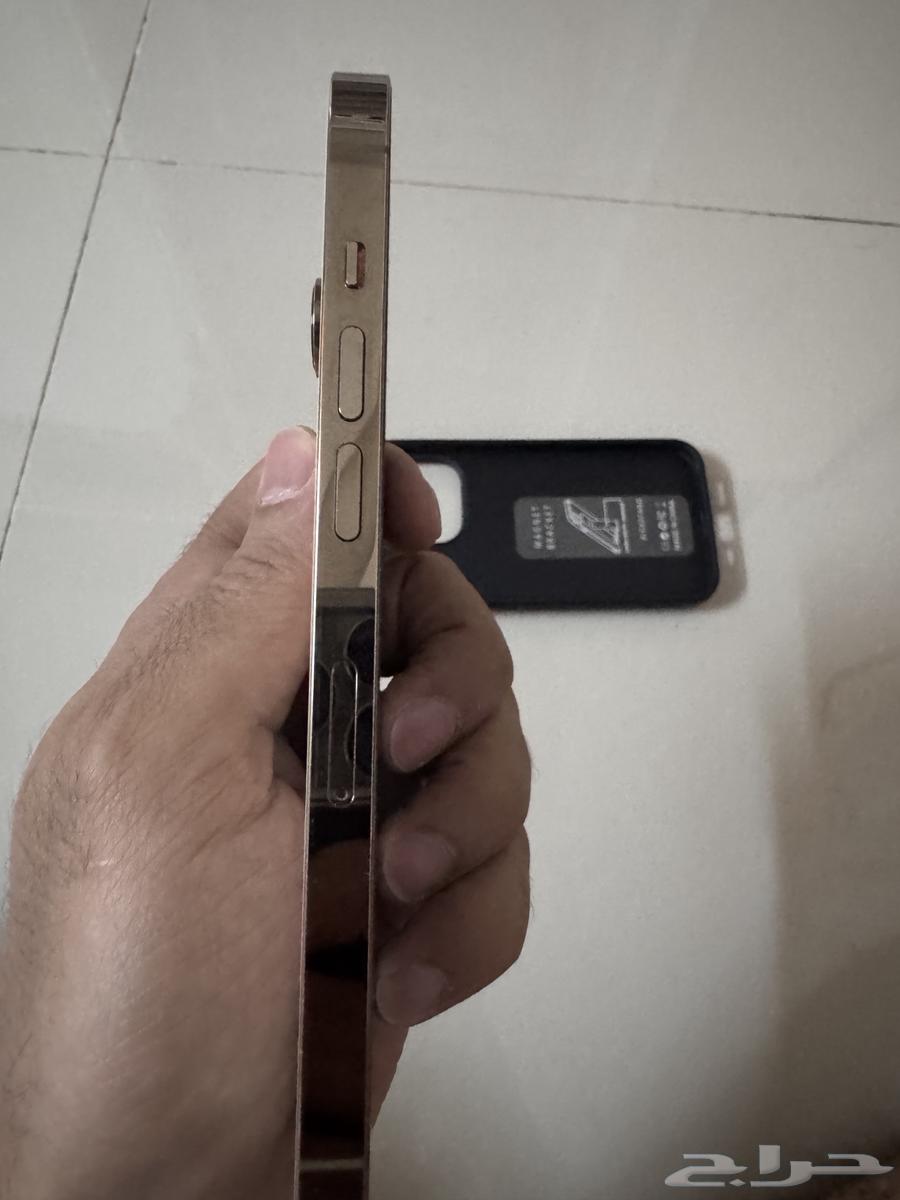 آيفون 14 بور ذهبي64459898839553112