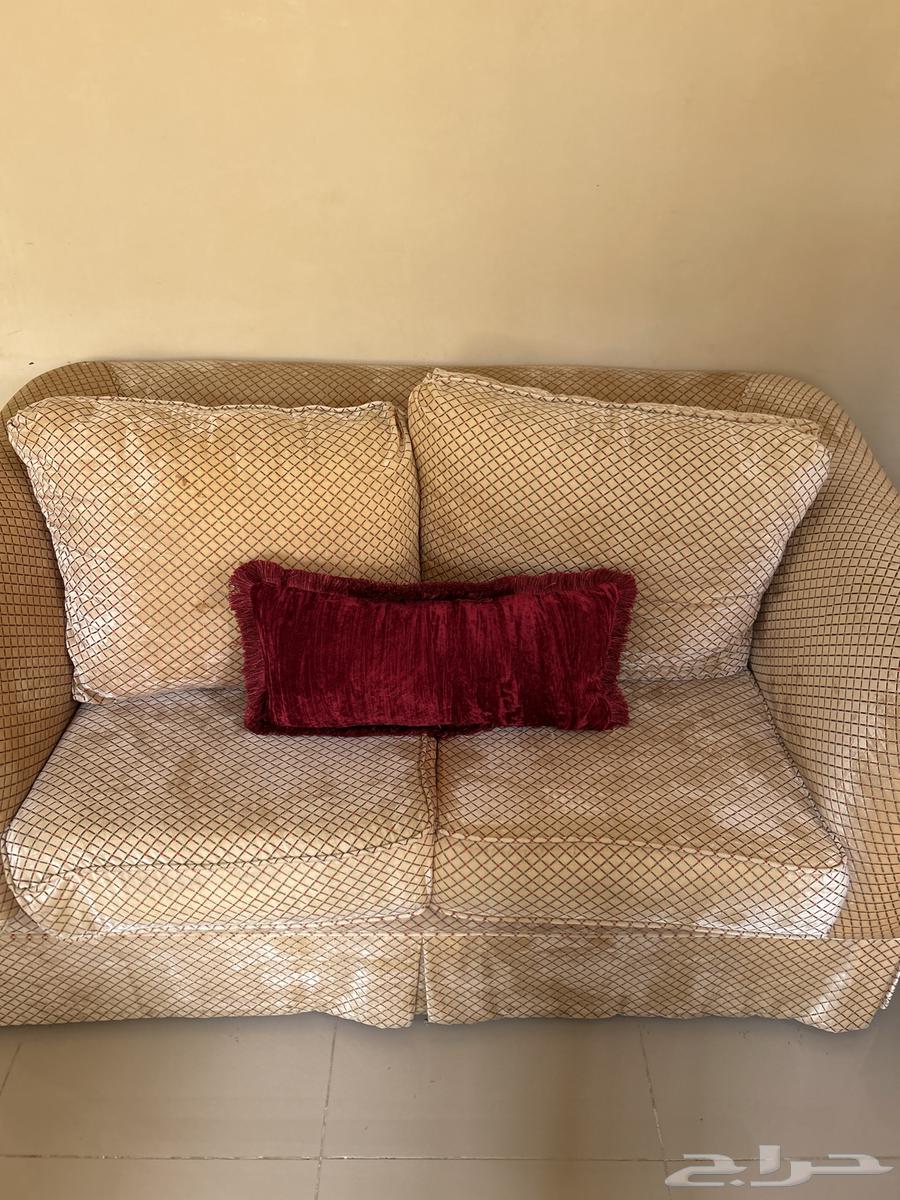 A sofa set in good condition64460462147842110