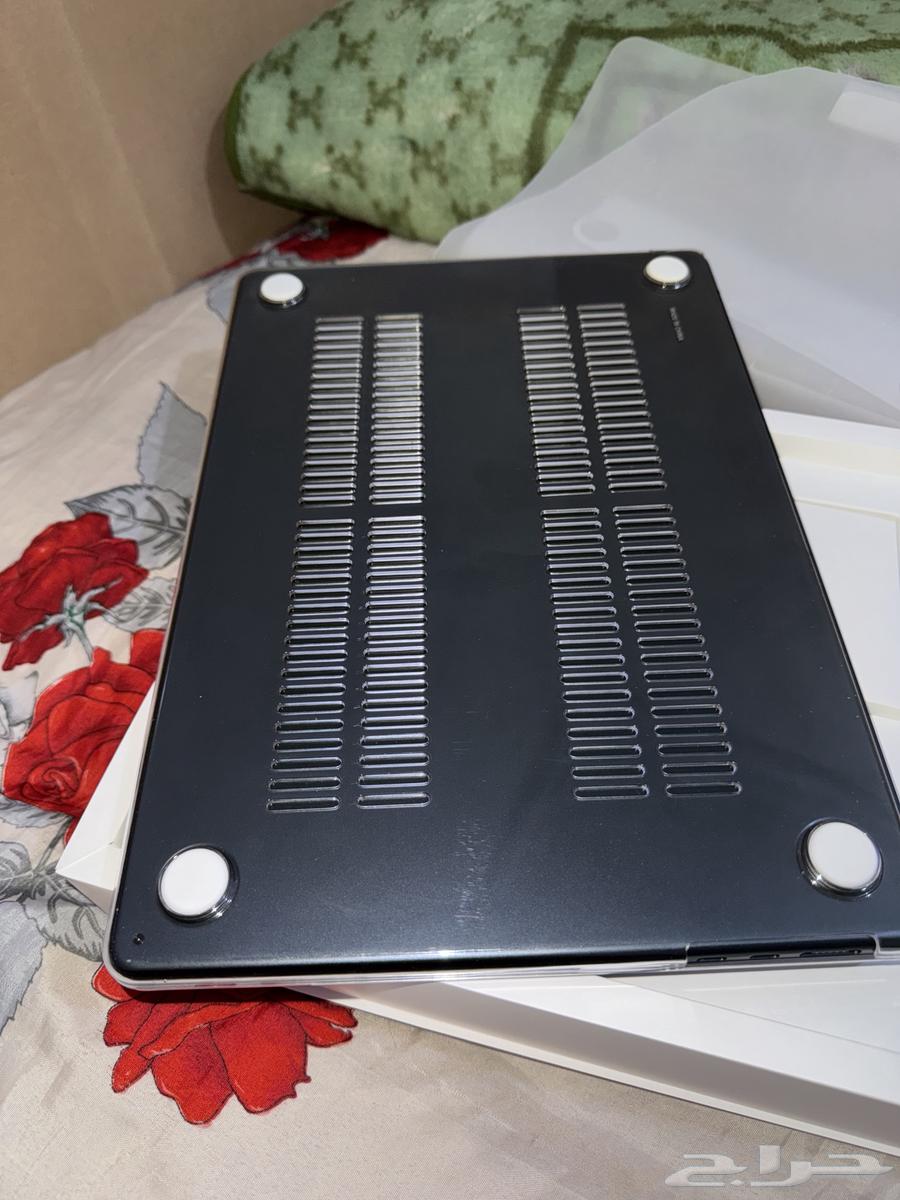 ماك بوك اير m3 شاشة 15 انش بطاريه 100   نظيف جدا64463627928579114