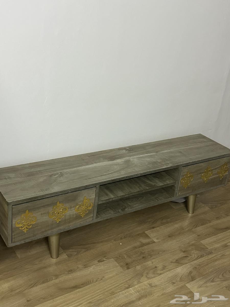 Television table64457555584514111