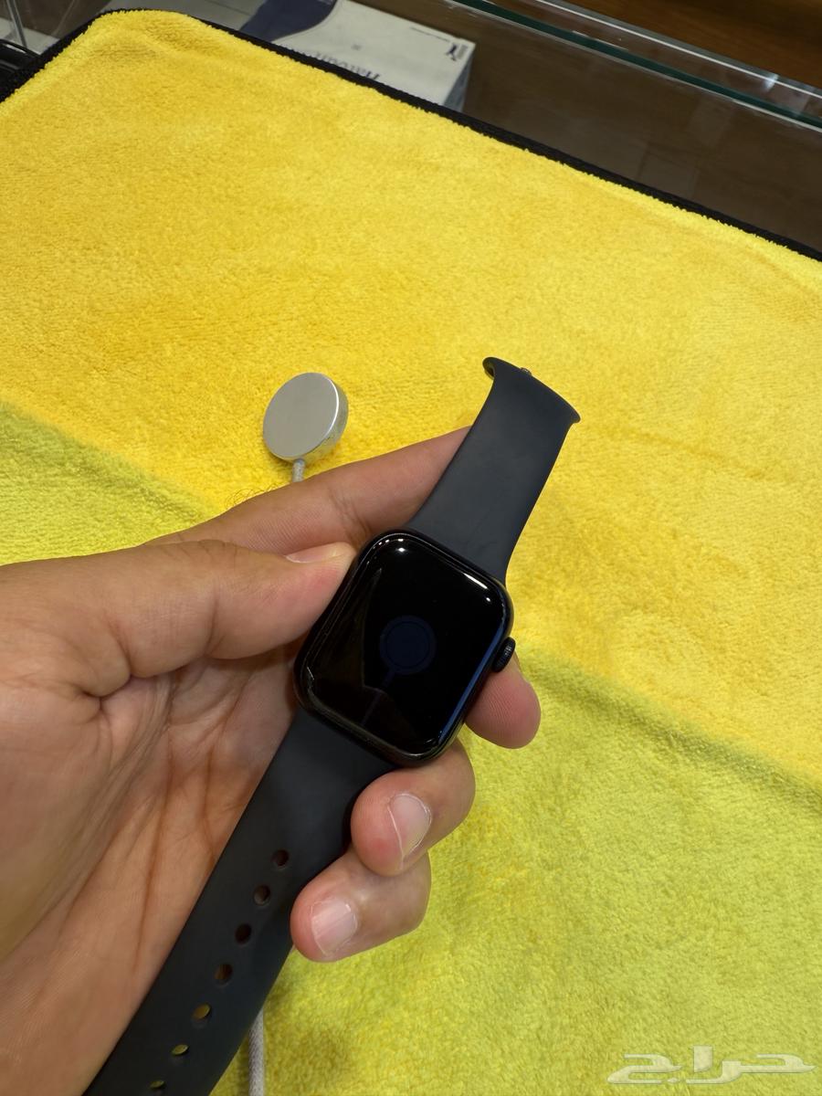 ساعة ابل سريس 8 مقاس 41 بطارية 100  مع كرتونها واغراضها64461815363074111