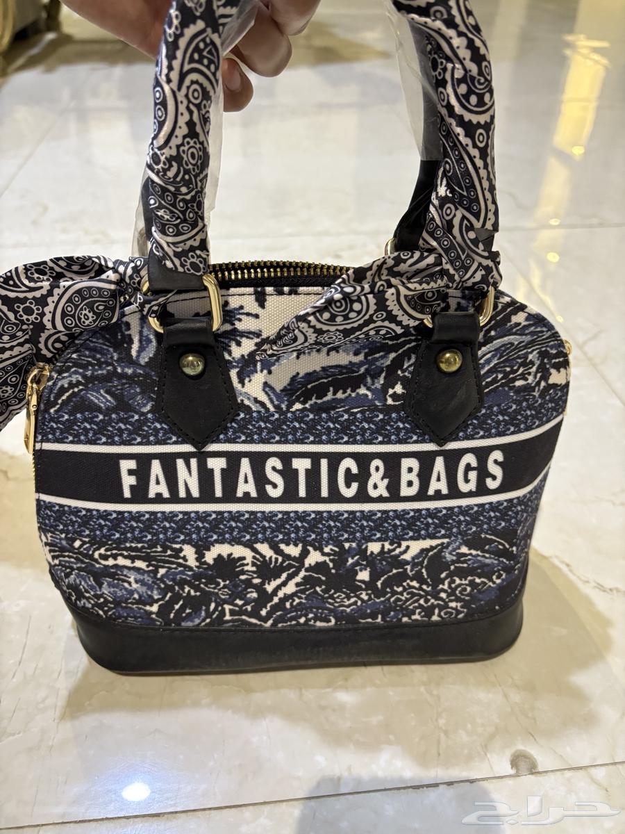 Bag64463972582786111