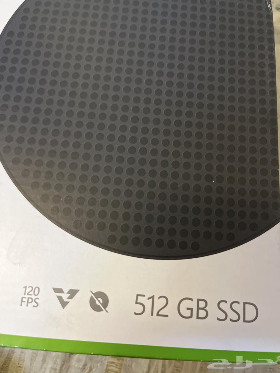 New regular Xbox, nothing wrong with it, everything works, 512 GB64462471892483112