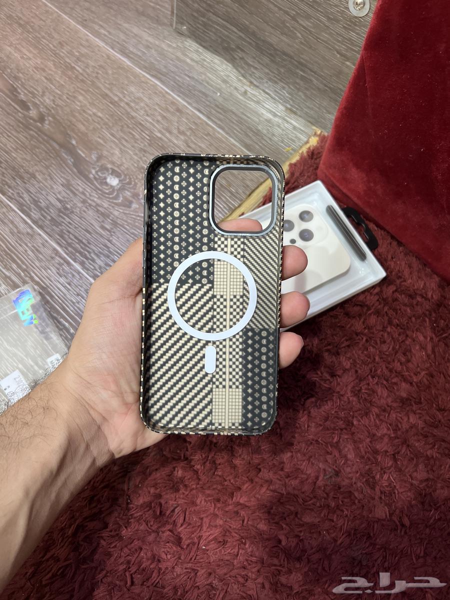 iPhone 13 Pro Max Case64458136323841111