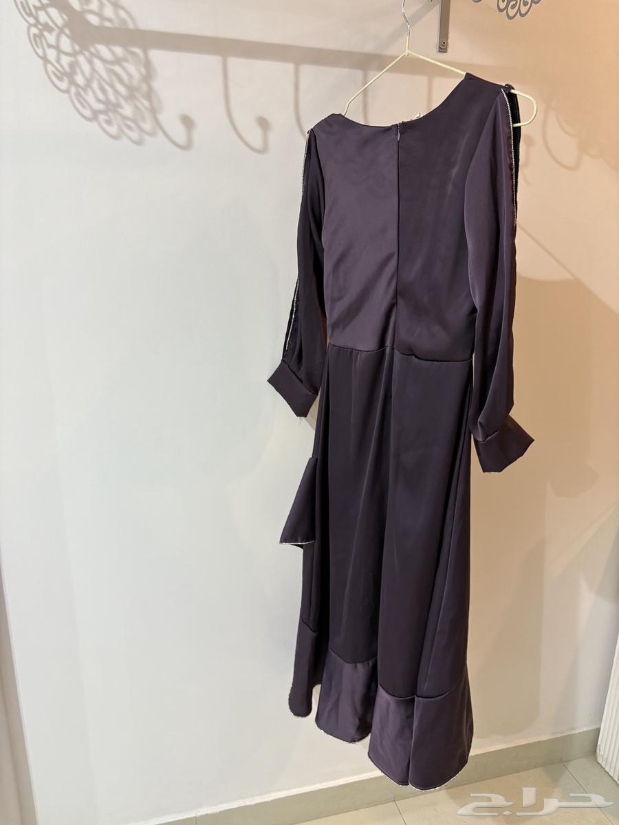 فستان سهرة بنفسجي غامق مقاس سمول نظيف للبيع.64463432858883112