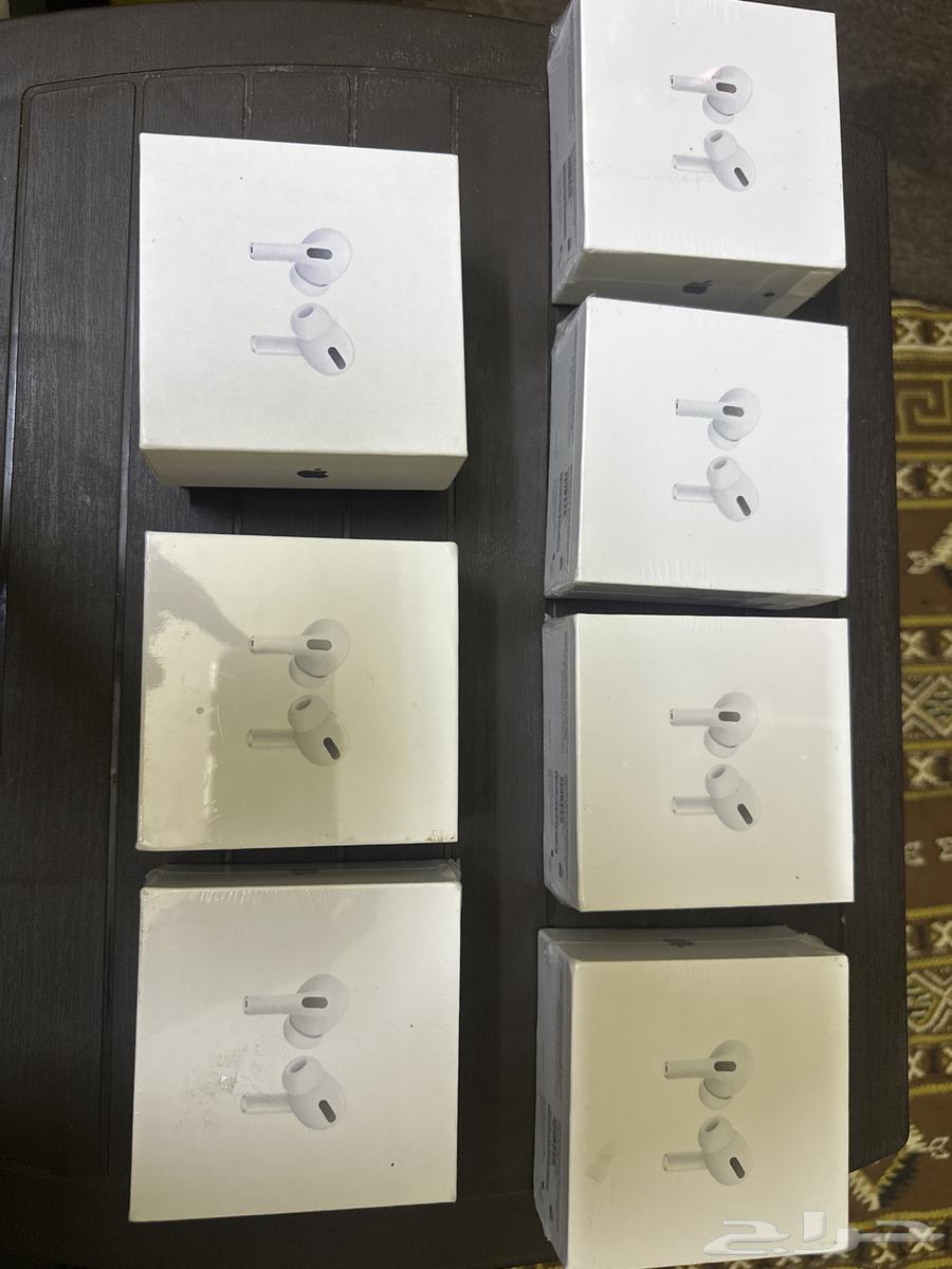 Earbuds similar to Apple with identical specifications and matching64460530633219110