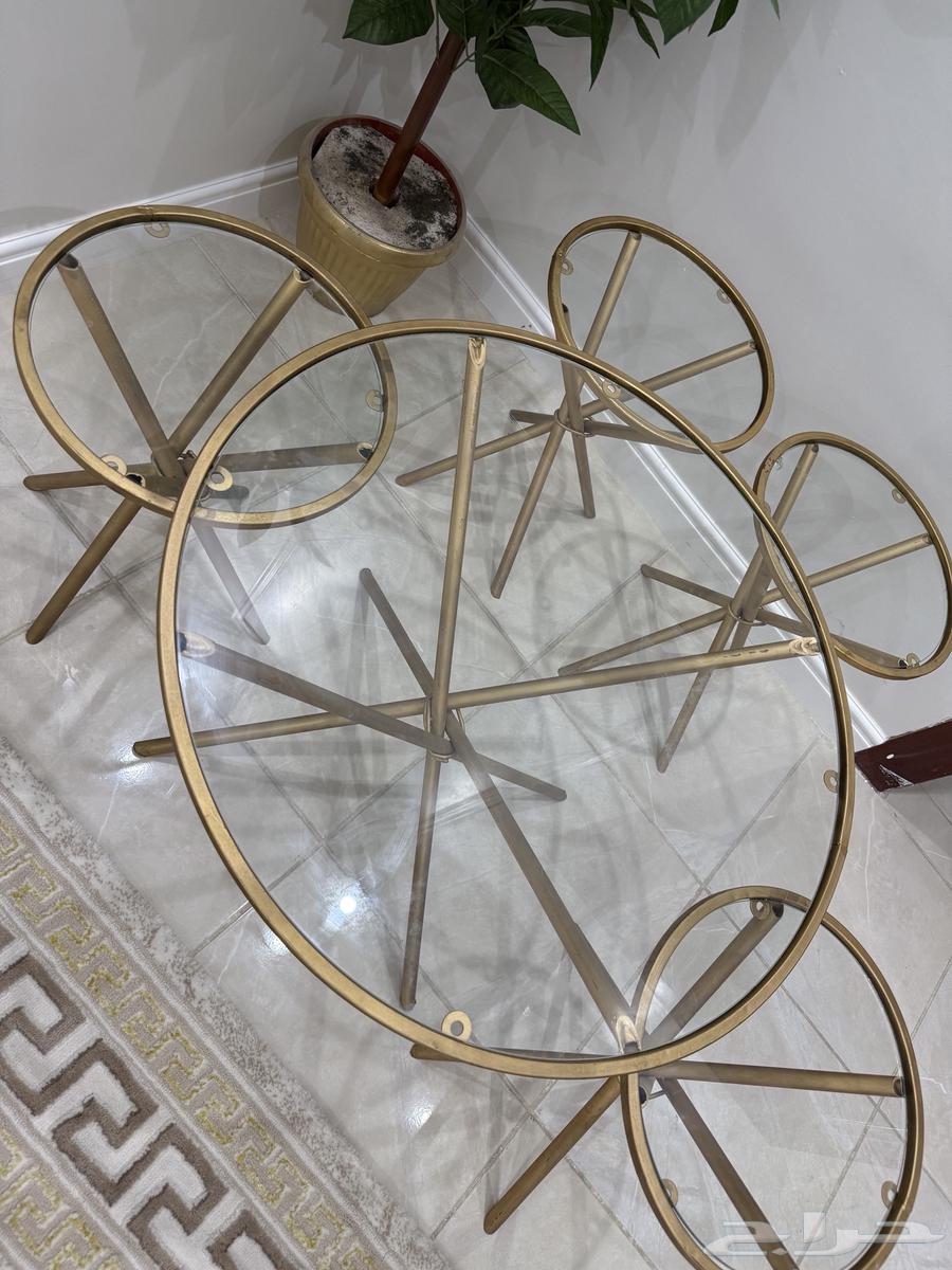 Clean tables, I swear, with 4 side tables64457688102147111