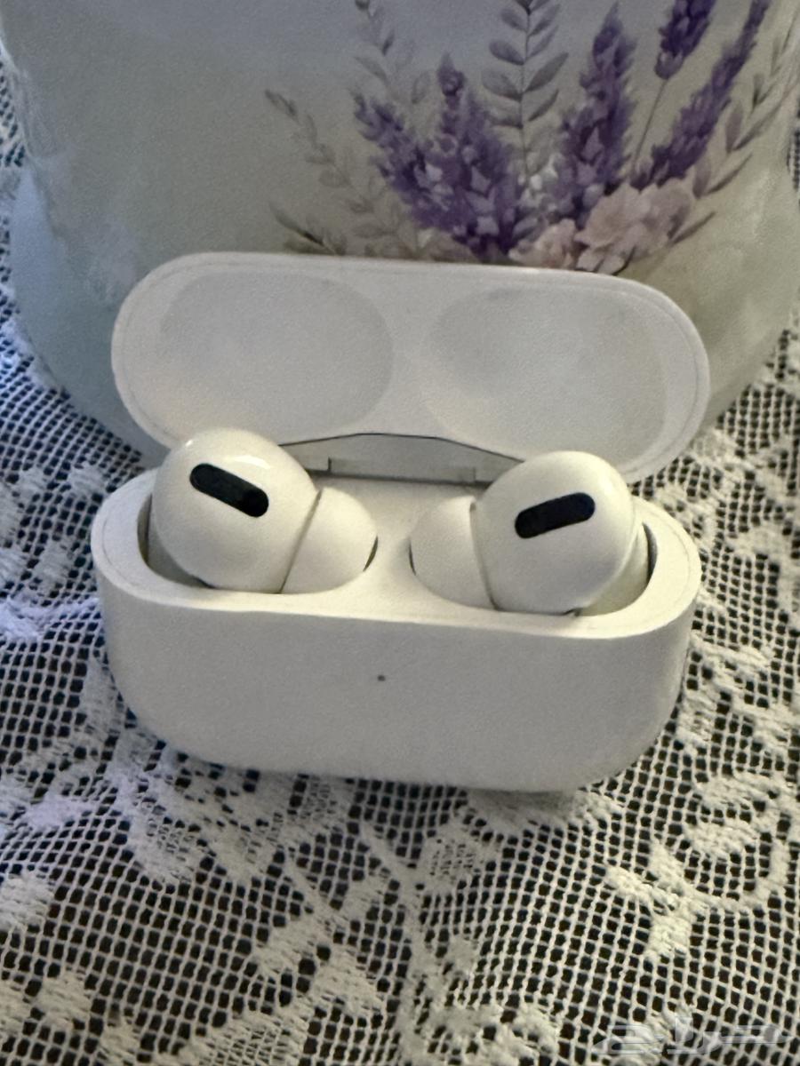 سماعة ايربودز برو الجيل الاول64461643298435110