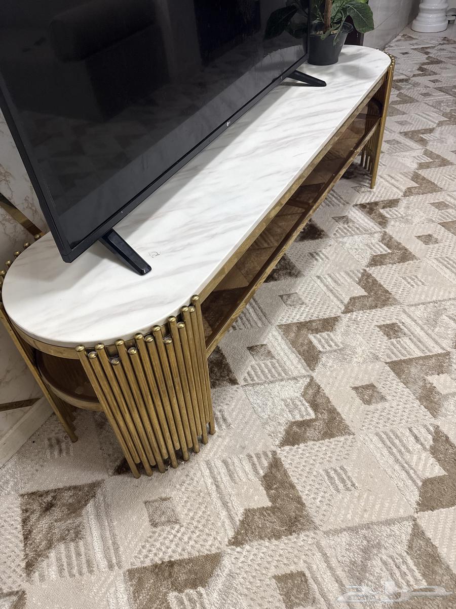 Marble table at half the market price, used for a year, clean64457528081153111