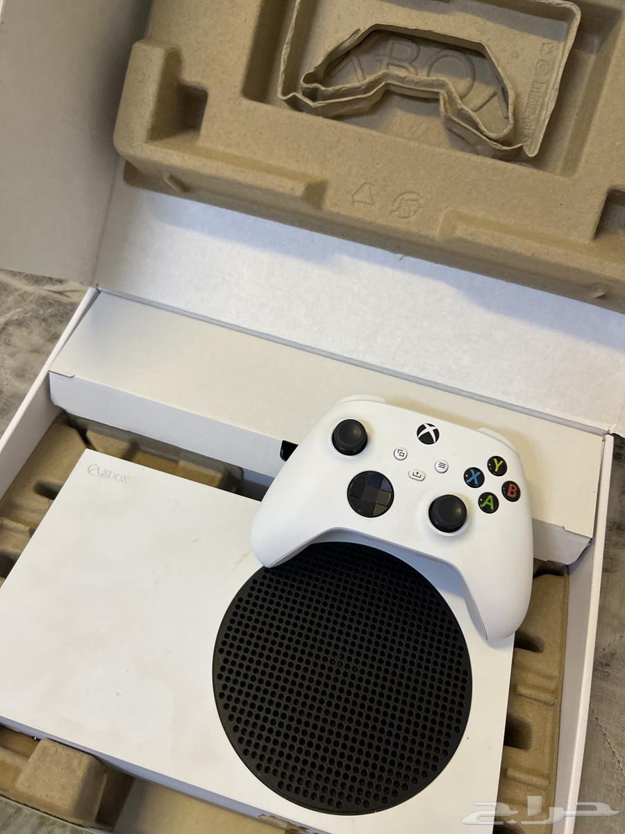 New regular Xbox, nothing wrong with it, everything works, 512 GB64462471892483111