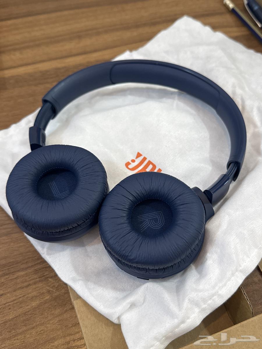 سماعة جي بي ال 520 لا سلكيه جديده اغراضها كامله بالكرتون64461214402050114