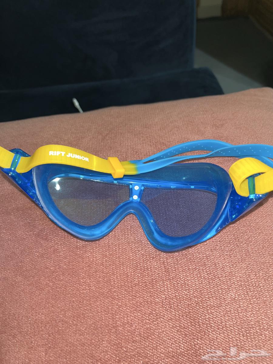 Swimming pool freshness64461842994946111